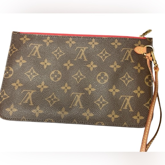 Louis Vuitton Neverfull MM Pochette - Picture 1 of 1